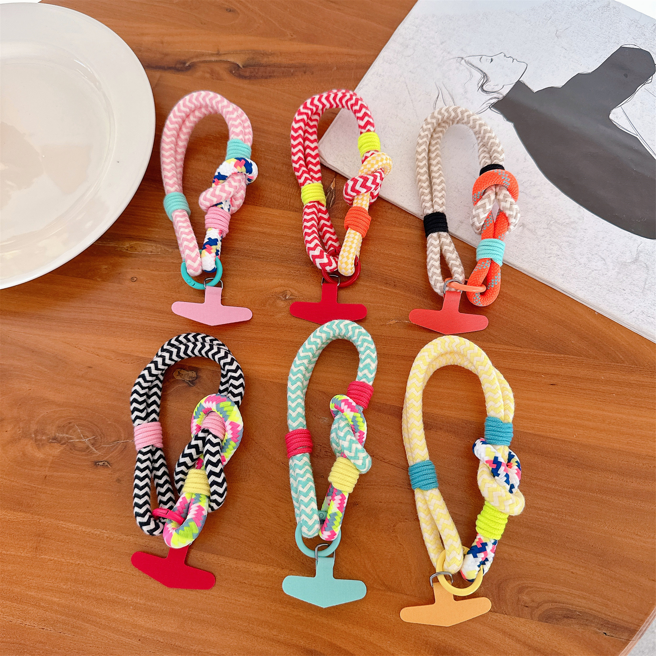 Keychains Contrast Color Key C - Men Keychain Accessories avis et prix