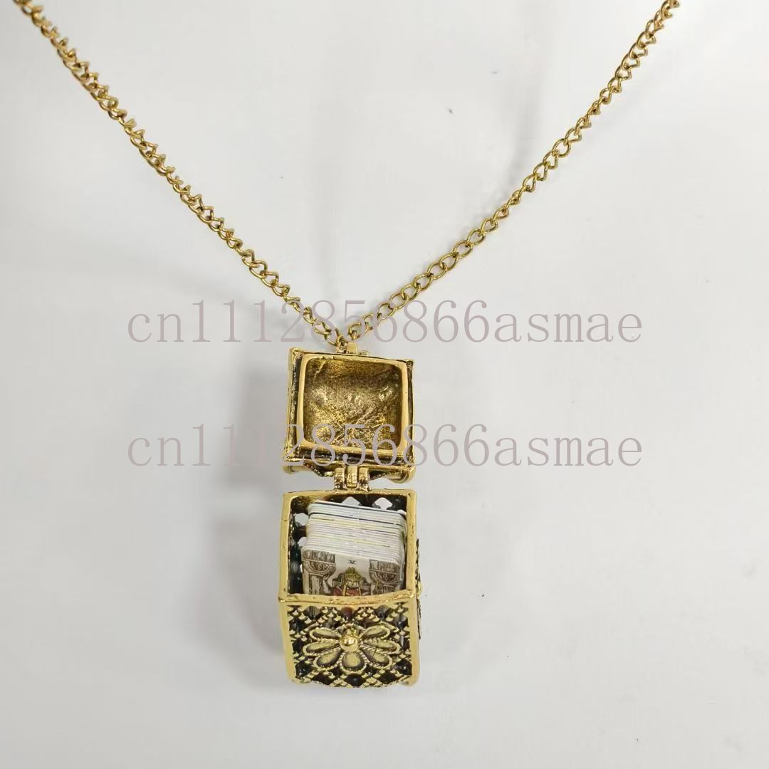 Vintage Alloy Tarot Card Penda - Men Accessories Pendant avis et prix