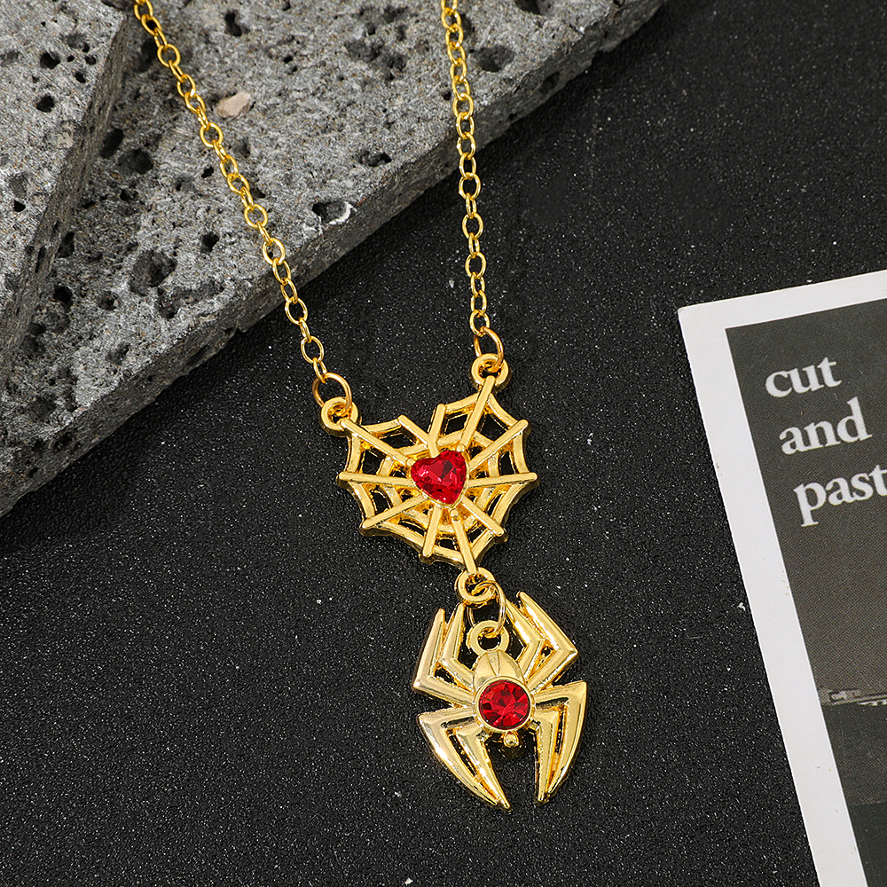 Spiderman Retro Web Heart Neck - Men Accessories Pendant avis et prix